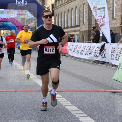 06.09.2026 - CURREX Alsterlauf Strokosch-Dieckow http://msf.ph/oto/10147190 06.09.2026 11:56:10 Ziel 1131, 1162, 1214, 1320, 8285, 8312 meine-sportfotos.de