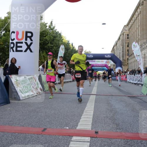 06.09.2026 - CURREX Alsterlauf Yannick Fuchs http://msf.ph/oto/10147198 06.09.2026 09:48:25 Ziel 2189, 2746, 2796, 3045, 3860, 3878, 3977, 4254, 4690, 4774, 5153, 5311, 5868, 6040 meine-sportfotos.de