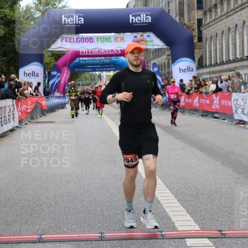 06.09.2026 - CURREX Alsterlauf Strokosch-Dieckow http://msf.ph/oto/10147211 06.09.2026 10:23:18 Ziel 2945, 3305, 4093, 4094, 4918, 5980, 6387 meine-sportfotos.de