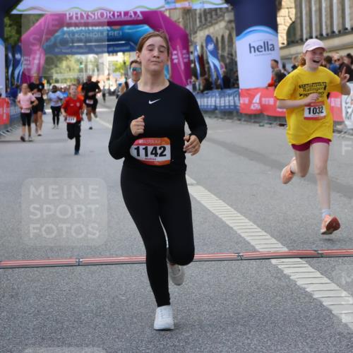 06.09.2026 - CURREX Alsterlauf Strokosch-Dieckow http://msf.ph/oto/10147236 06.09.2026 11:56:24 Ziel 1032, 1103, 1142, 1211, 8267 meine-sportfotos.de