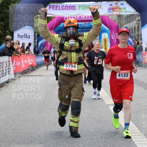 06.09.2026 - CURREX Alsterlauf Strokosch-Dieckow http://msf.ph/oto/10147248 06.09.2026 10:23:30 Ziel 2591, 2592, 2593, 3118, 3305, 4122, 5479, 5754 meine-sportfotos.de