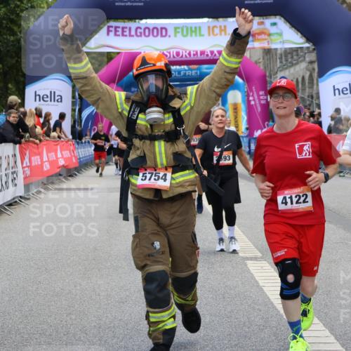 06.09.2026 - CURREX Alsterlauf Strokosch-Dieckow http://msf.ph/oto/10147265 06.09.2026 10:23:31 Ziel 2591, 2592, 2593, 2939, 3118, 4122, 4303, 5479, 5754 meine-sportfotos.de