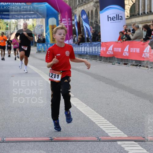 06.09.2026 - CURREX Alsterlauf Strokosch-Dieckow http://msf.ph/oto/10147273 06.09.2026 11:56:28 Ziel 1032, 1035, 1103, 1142, 1211, 8267 meine-sportfotos.de