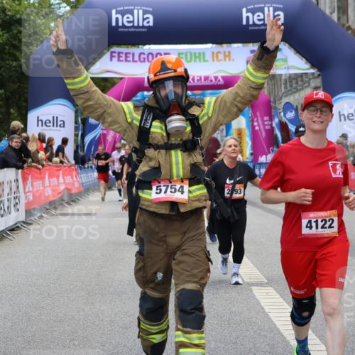 06.09.2026 - CURREX Alsterlauf Strokosch-Dieckow http://msf.ph/oto/10147274 06.09.2026 10:23:31 Ziel 2591, 2592, 2593, 2939, 3118, 4122, 4303, 5479, 5754 meine-sportfotos.de