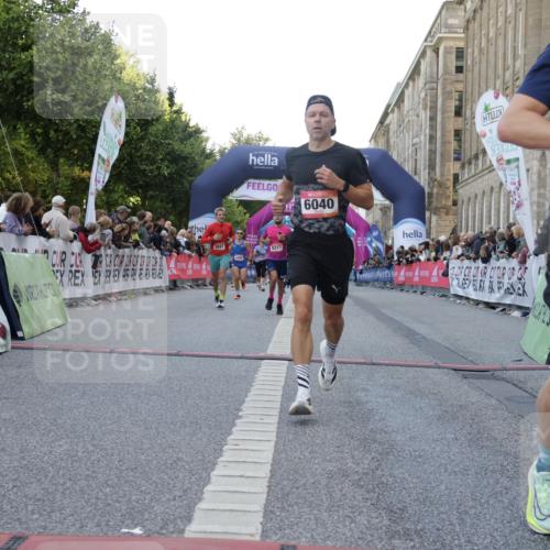 06.09.2026 - CURREX Alsterlauf Yannick Fuchs http://msf.ph/oto/10147293 06.09.2026 09:48:30 Ziel 2796, 3045, 3798, 3847, 3860, 3977, 4471, 4553, 4690, 4774, 4898, 5311, 5868, 6040, 8217 meine-sportfotos.de