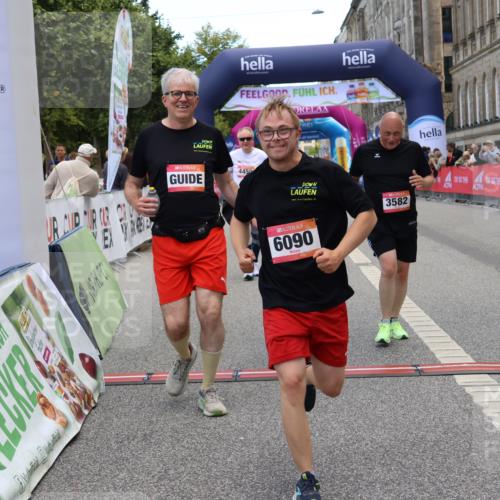 06.09.2026 - CURREX Alsterlauf Strokosch-Dieckow http://msf.ph/oto/10147303 06.09.2026 10:23:44 Ziel 3424, 3578, 3582, 4450, 4659, 6090, 8144 meine-sportfotos.de