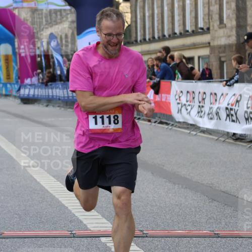 06.09.2026 - CURREX Alsterlauf Strokosch-Dieckow http://msf.ph/oto/10147328 06.09.2026 11:56:39 Ziel 1035, 1118, 1144, 1172, 1335 meine-sportfotos.de
