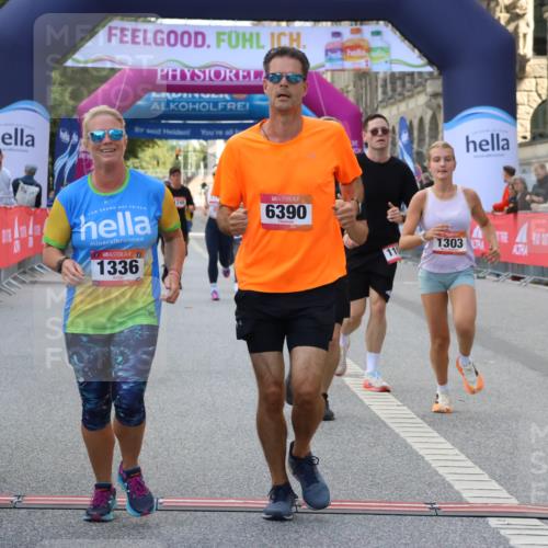06.09.2026 - CURREX Alsterlauf Strokosch-Dieckow http://msf.ph/oto/10147354 06.09.2026 11:56:48 Ziel 1056, 1102, 1300, 1303, 1335, 1336, 6390 meine-sportfotos.de