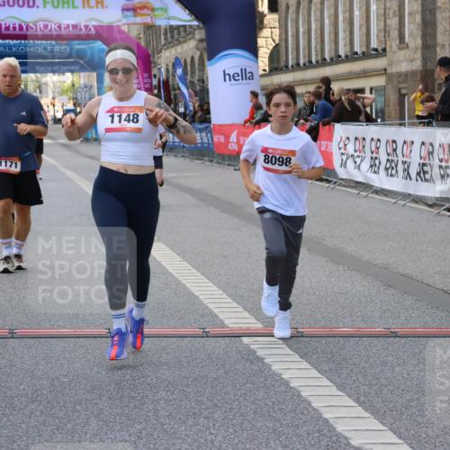 06.09.2026 - CURREX Alsterlauf Strokosch-Dieckow http://msf.ph/oto/10147376 06.09.2026 11:56:54 Ziel 1056, 1102, 1148, 1171, 1248, 1257, 1300, 1303, 1336, 6390, 8098, 8325 meine-sportfotos.de