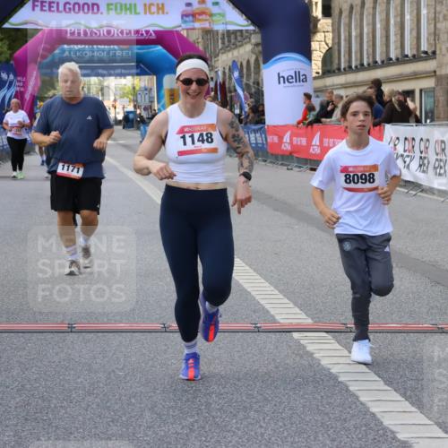 06.09.2026 - CURREX Alsterlauf Strokosch-Dieckow http://msf.ph/oto/10147385 06.09.2026 11:56:55 Ziel 1056, 1102, 1148, 1171, 1248, 1257, 1300, 1303, 1336, 6390, 8098, 8325 meine-sportfotos.de