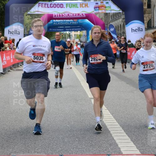 06.09.2026 - CURREX Alsterlauf Strokosch-Dieckow http://msf.ph/oto/10147396 06.09.2026 10:24:09 Ziel 2276, 2726, 2924, 3183, 3185, 4271, 5035, 6167 meine-sportfotos.de