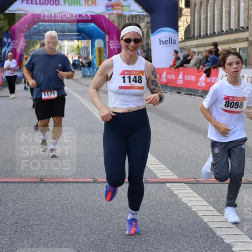 06.09.2026 - CURREX Alsterlauf Strokosch-Dieckow http://msf.ph/oto/10147397 06.09.2026 11:56:55 Ziel 1056, 1102, 1148, 1171, 1248, 1257, 1300, 1303, 1336, 6390, 8098, 8325 meine-sportfotos.de