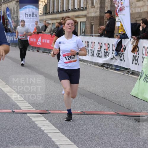 06.09.2026 - CURREX Alsterlauf Strokosch-Dieckow http://msf.ph/oto/10147408 06.09.2026 11:56:58 Ziel 1055, 1148, 1171, 1248, 1257, 1282, 1292, 8098, 8325, 8326 meine-sportfotos.de