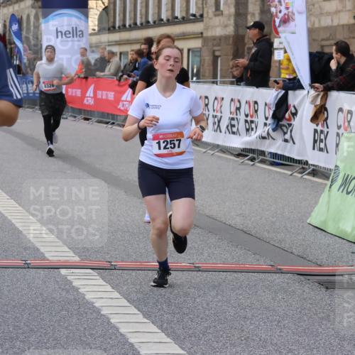 06.09.2026 - CURREX Alsterlauf Strokosch-Dieckow http://msf.ph/oto/10147411 06.09.2026 11:56:58 Ziel 1055, 1148, 1171, 1248, 1257, 1282, 1292, 8098, 8325, 8326 meine-sportfotos.de