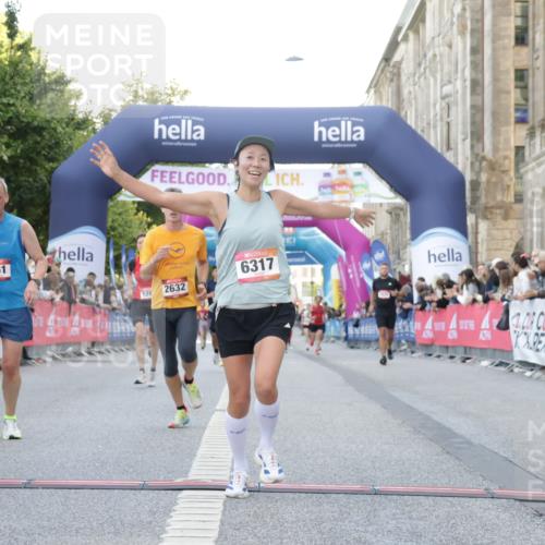 06.09.2026 - CURREX Alsterlauf Yannick Fuchs http://msf.ph/oto/10147437 06.09.2026 09:48:47 Ziel 2081, 2088, 2480, 2632, 3008, 4359, 5204, 5245, 5280, 5410, 5450, 6061, 6317 meine-sportfotos.de