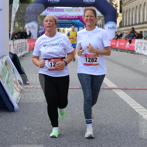 06.09.2026 - CURREX Alsterlauf Strokosch-Dieckow http://msf.ph/oto/10147452 06.09.2026 11:57:05 Ziel 1055, 1228, 1229, 1248, 1257, 1282, 1292, 8284, 8325, 8326 meine-sportfotos.de