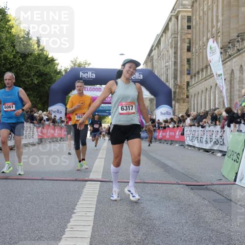 06.09.2026 - CURREX Alsterlauf Yannick Fuchs http://msf.ph/oto/10147469 06.09.2026 09:48:48 Ziel 2081, 2088, 2480, 2632, 3008, 5204, 5280, 5410, 6061, 6317 meine-sportfotos.de
