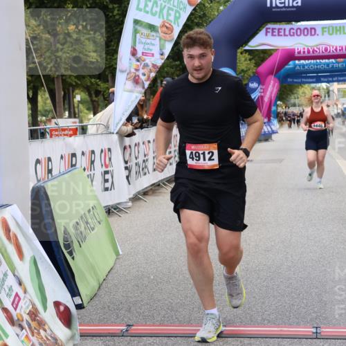 06.09.2026 - CURREX Alsterlauf Strokosch-Dieckow http://msf.ph/oto/10147522 06.09.2026 10:24:54 Ziel 3716, 4446, 4912, 4927 meine-sportfotos.de