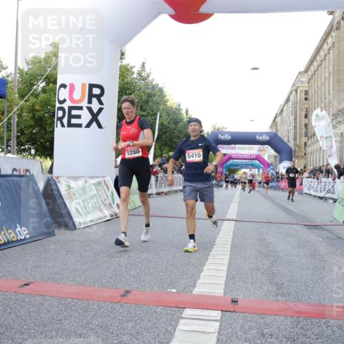 06.09.2026 - CURREX Alsterlauf Yannick Fuchs http://msf.ph/oto/10147572 06.09.2026 09:48:52 Ziel 2632, 3008, 3074, 5204, 5280, 5410, 5929, 6061, 6317 meine-sportfotos.de