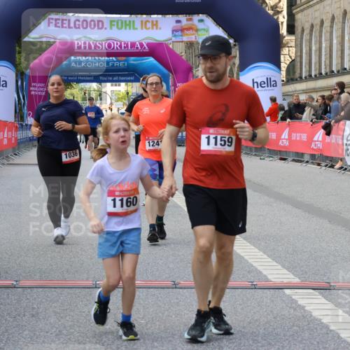 06.09.2026 - CURREX Alsterlauf Strokosch-Dieckow http://msf.ph/oto/10147578 06.09.2026 11:57:52 Ziel 1036, 1075, 1084, 1139, 1159, 1160, 1241, 1246, 8090 meine-sportfotos.de
