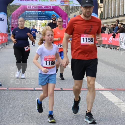 06.09.2026 - CURREX Alsterlauf Strokosch-Dieckow http://msf.ph/oto/10147598 06.09.2026 11:57:53 Ziel 1036, 1075, 1084, 1139, 1159, 1160, 1241, 1246, 8090 meine-sportfotos.de