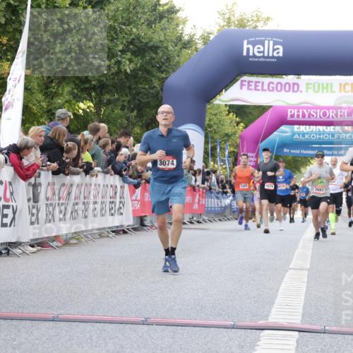 06.09.2026 - CURREX Alsterlauf Yannick Fuchs http://msf.ph/oto/10147626 06.09.2026 09:48:54 Ziel 2067, 2632, 2655, 3009, 3074, 5204, 5280, 5410, 5929, 6061, 6317 meine-sportfotos.de
