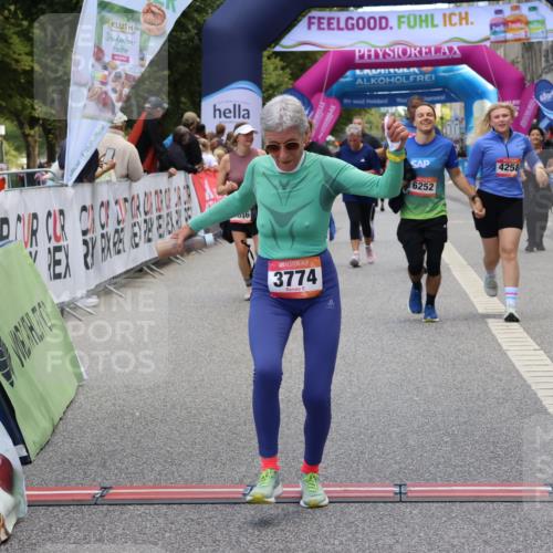 06.09.2026 - CURREX Alsterlauf Strokosch-Dieckow http://msf.ph/oto/10147646 06.09.2026 10:25:46 Ziel 2075, 2635, 2636, 3297, 3774, 4258, 6202, 6252, 6325 meine-sportfotos.de
