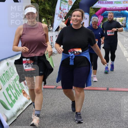 06.09.2026 - CURREX Alsterlauf Strokosch-Dieckow http://msf.ph/oto/10147702 06.09.2026 10:25:52 Ziel 2075, 2635, 2636, 3297, 3774, 4258, 4794, 5409, 6202, 6252, 6325 meine-sportfotos.de