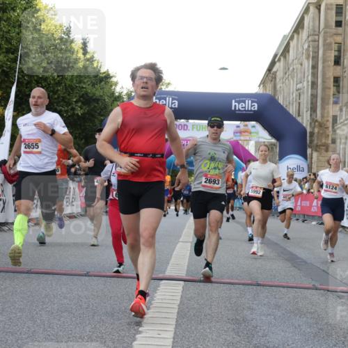 06.09.2026 - CURREX Alsterlauf Yannick Fuchs http://msf.ph/oto/10147730 06.09.2026 09:48:59 Ziel 2067, 2655, 2693, 3009, 3074, 3533, 4579, 4785, 5034, 5378, 5400, 5929, 5992, 6041, 6124, 6236, 6245 meine-sportfotos.de