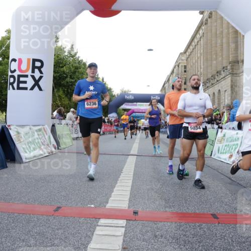 06.09.2026 - CURREX Alsterlauf Yannick Fuchs http://msf.ph/oto/10147828 06.09.2026 09:49:03 Ziel 2067, 2655, 2693, 3009, 3074, 3533, 3880, 4037, 4579, 4785, 5034, 5068, 5251, 5378, 5400, 5929, 5992, 6041, 6124, 6236, 6245, 8106 meine-sportfotos.de