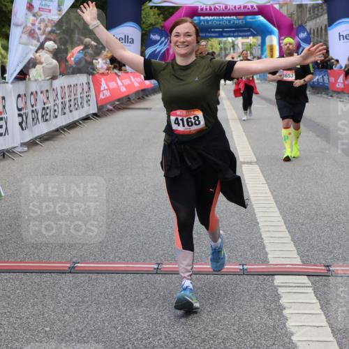 06.09.2026 - CURREX Alsterlauf Strokosch-Dieckow http://msf.ph/oto/10147838 06.09.2026 10:26:27 Ziel 3653, 4168, 4385, 4386 meine-sportfotos.de