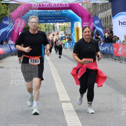 06.09.2026 - CURREX Alsterlauf Strokosch-Dieckow http://msf.ph/oto/10147852 06.09.2026 10:26:32 Ziel 2282, 2283, 3653, 3784, 4168 meine-sportfotos.de