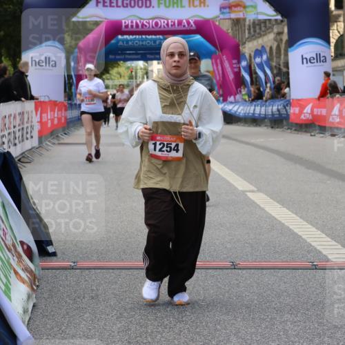 06.09.2026 - CURREX Alsterlauf Strokosch-Dieckow http://msf.ph/oto/10147861 06.09.2026 11:59:13 Ziel 1081, 1254, 1304 meine-sportfotos.de