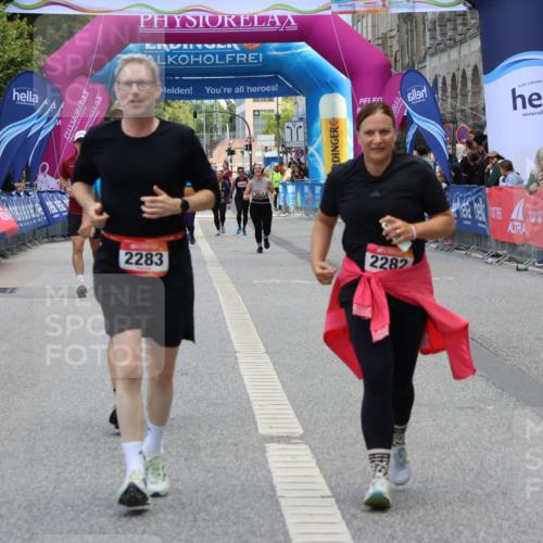 06.09.2026 - CURREX Alsterlauf Strokosch-Dieckow http://msf.ph/oto/10147862 06.09.2026 10:26:32 Ziel 2282, 2283, 3653, 3784, 4168 meine-sportfotos.de