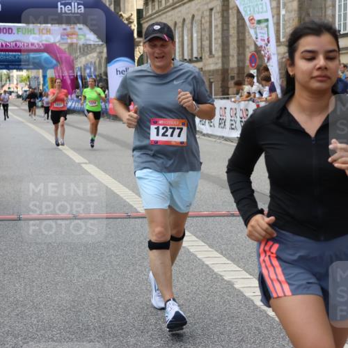 06.09.2026 - CURREX Alsterlauf Strokosch-Dieckow http://msf.ph/oto/10147871 06.09.2026 11:59:17 Ziel 1037, 1038, 1254, 1304, 1330 meine-sportfotos.de