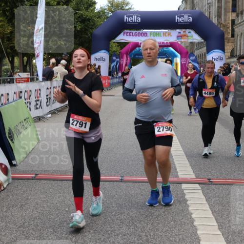 06.09.2026 - CURREX Alsterlauf Strokosch-Dieckow http://msf.ph/oto/10147924 06.09.2026 10:26:57 Ziel 2253, 2790, 2791, 3165, 4484, 4489, 5155, 5156 meine-sportfotos.de