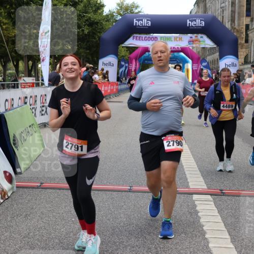 06.09.2026 - CURREX Alsterlauf Strokosch-Dieckow http://msf.ph/oto/10147935 06.09.2026 10:26:58 Ziel 2253, 2790, 2791, 3165, 4484, 4489, 5155, 5156 meine-sportfotos.de