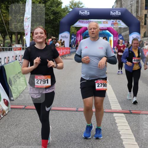 06.09.2026 - CURREX Alsterlauf Strokosch-Dieckow http://msf.ph/oto/10147939 06.09.2026 10:26:58 Ziel 2253, 2790, 2791, 3165, 4484, 4489, 5155, 5156 meine-sportfotos.de