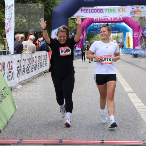 06.09.2026 - CURREX Alsterlauf Strokosch-Dieckow http://msf.ph/oto/10147982 06.09.2026 10:27:05 Ziel 4484, 4489, 4978, 5066, 5155, 5156 meine-sportfotos.de