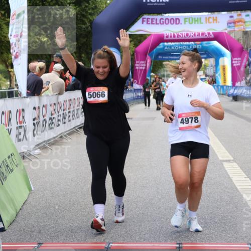 06.09.2026 - CURREX Alsterlauf Strokosch-Dieckow http://msf.ph/oto/10147994 06.09.2026 10:27:05 Ziel 4484, 4489, 4978, 5066, 5155, 5156 meine-sportfotos.de