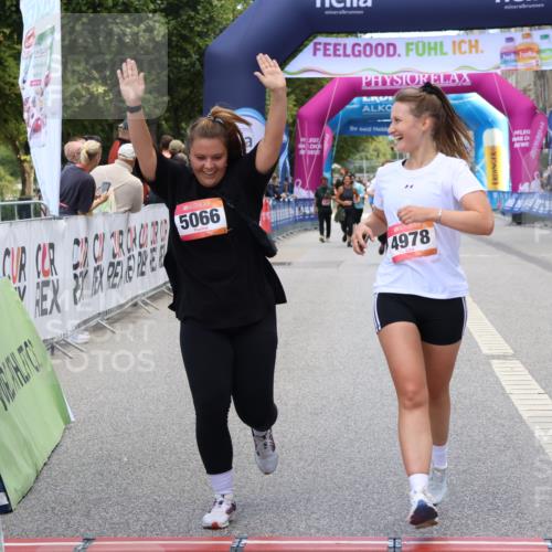 06.09.2026 - CURREX Alsterlauf Strokosch-Dieckow http://msf.ph/oto/10147998 06.09.2026 10:27:05 Ziel 4484, 4489, 4978, 5066, 5155, 5156 meine-sportfotos.de