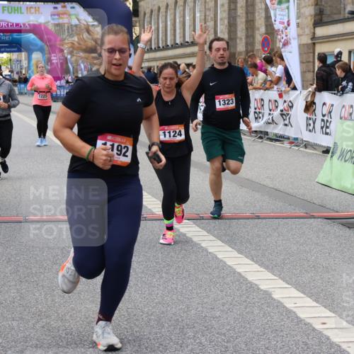 06.09.2026 - CURREX Alsterlauf Strokosch-Dieckow http://msf.ph/oto/10148001 06.09.2026 11:59:53 Ziel 1076, 1098, 1120, 1124, 1192, 1205, 1206, 1223, 1247, 1275, 1323, 1340, 8139 meine-sportfotos.de