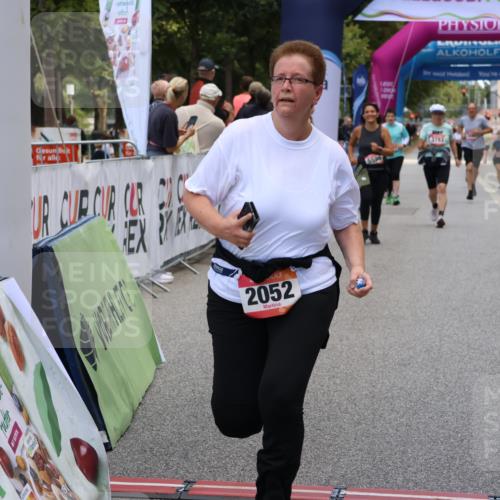 06.09.2026 - CURREX Alsterlauf Strokosch-Dieckow http://msf.ph/oto/10148011 06.09.2026 10:27:12 Ziel 2052, 4978, 5066 meine-sportfotos.de