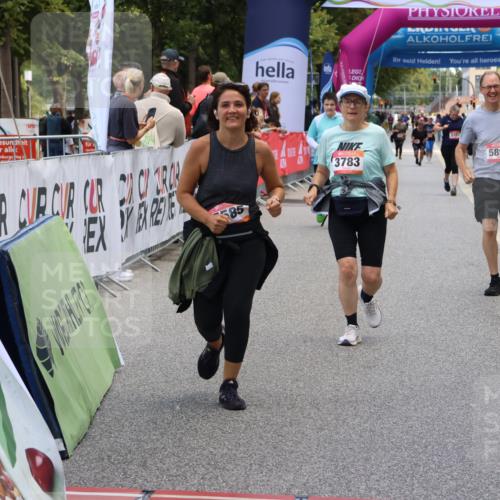 06.09.2026 - CURREX Alsterlauf Strokosch-Dieckow http://msf.ph/oto/10148023 06.09.2026 10:27:17 Ziel 2052, 3783, 5894, 5895 meine-sportfotos.de