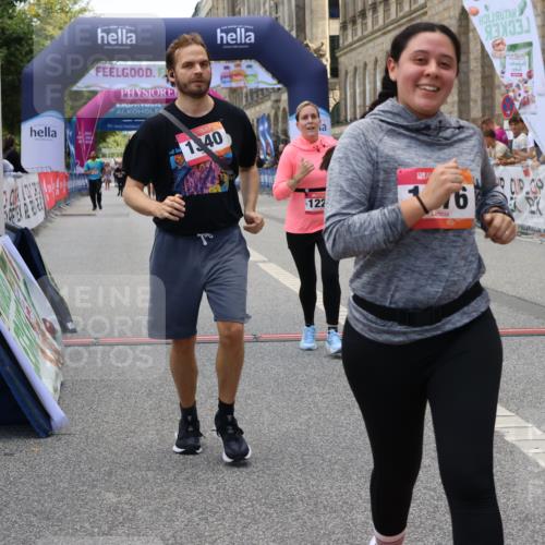 06.09.2026 - CURREX Alsterlauf Strokosch-Dieckow http://msf.ph/oto/10148039 06.09.2026 11:59:58 Ziel 1076, 1124, 1192, 1223, 1247, 1323, 1340 meine-sportfotos.de