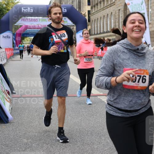 06.09.2026 - CURREX Alsterlauf Strokosch-Dieckow http://msf.ph/oto/10148044 06.09.2026 11:59:58 Ziel 1076, 1124, 1192, 1223, 1247, 1323, 1340 meine-sportfotos.de