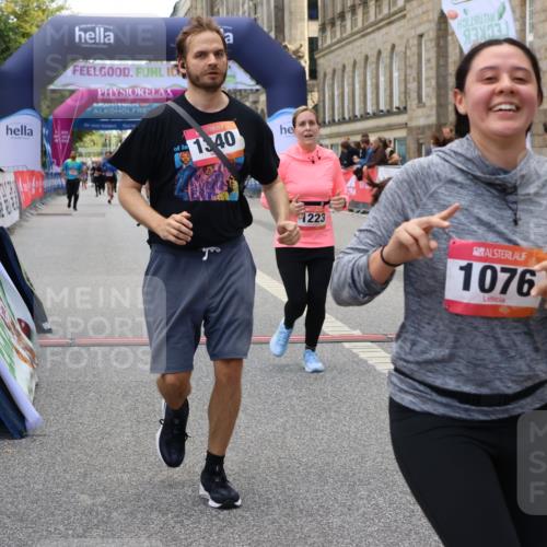 06.09.2026 - CURREX Alsterlauf Strokosch-Dieckow http://msf.ph/oto/10148047 06.09.2026 11:59:58 Ziel 1076, 1124, 1192, 1223, 1247, 1323, 1340 meine-sportfotos.de