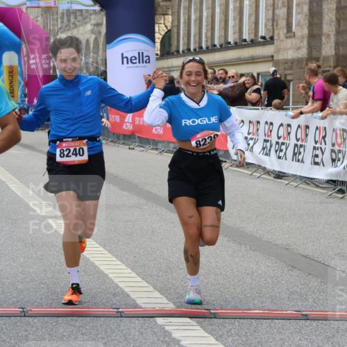 06.09.2026 - CURREX Alsterlauf Strokosch-Dieckow http://msf.ph/oto/10148067 06.09.2026 12:00:09 Ziel 1104, 1276, 1289, 1315, 1322, 8239, 8240 meine-sportfotos.de