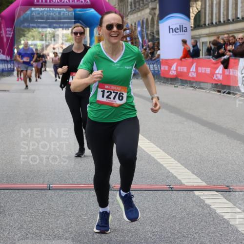 06.09.2026 - CURREX Alsterlauf Strokosch-Dieckow http://msf.ph/oto/10148097 06.09.2026 12:00:13 Ziel 1104, 1276, 1289, 1315, 1322, 8239, 8240 meine-sportfotos.de