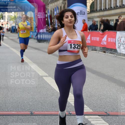 06.09.2026 - CURREX Alsterlauf Strokosch-Dieckow http://msf.ph/oto/10148138 06.09.2026 12:00:27 Ziel 1191, 1238, 1325, 1332 meine-sportfotos.de